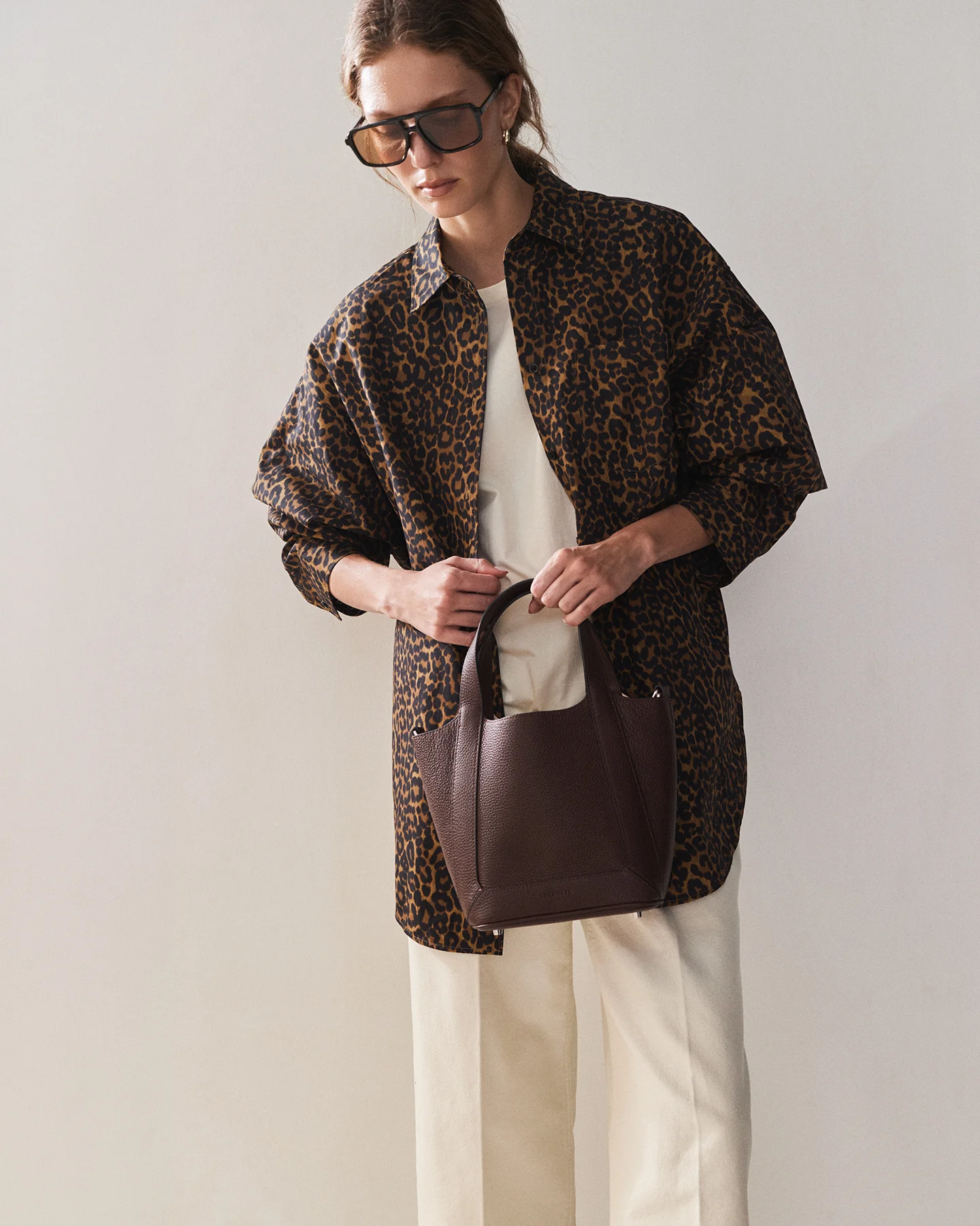 Alexie Tote: Coffee Pebbled Leather - Image 4