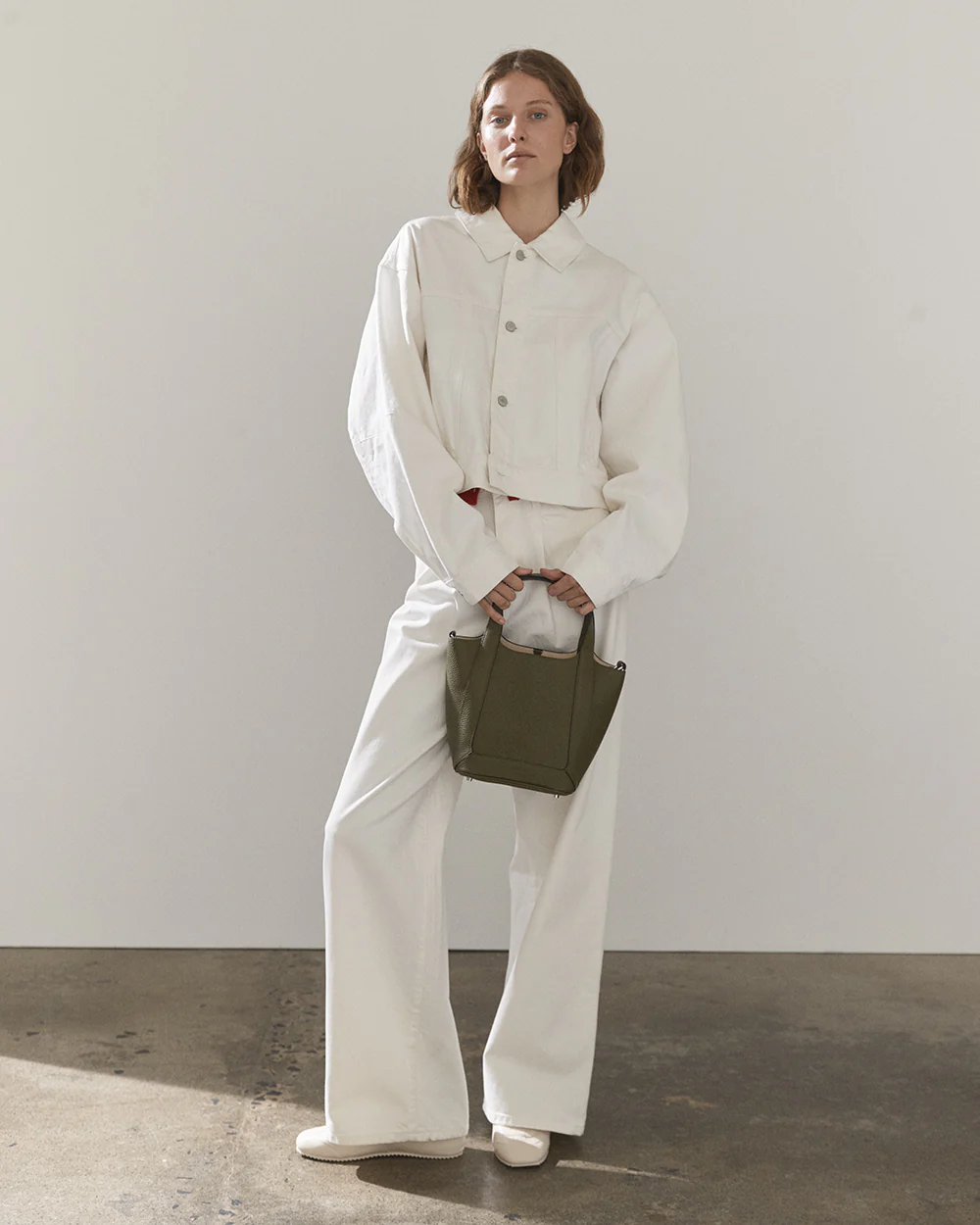 Alexie Tote: Olive Pebbled Leather - Image 6