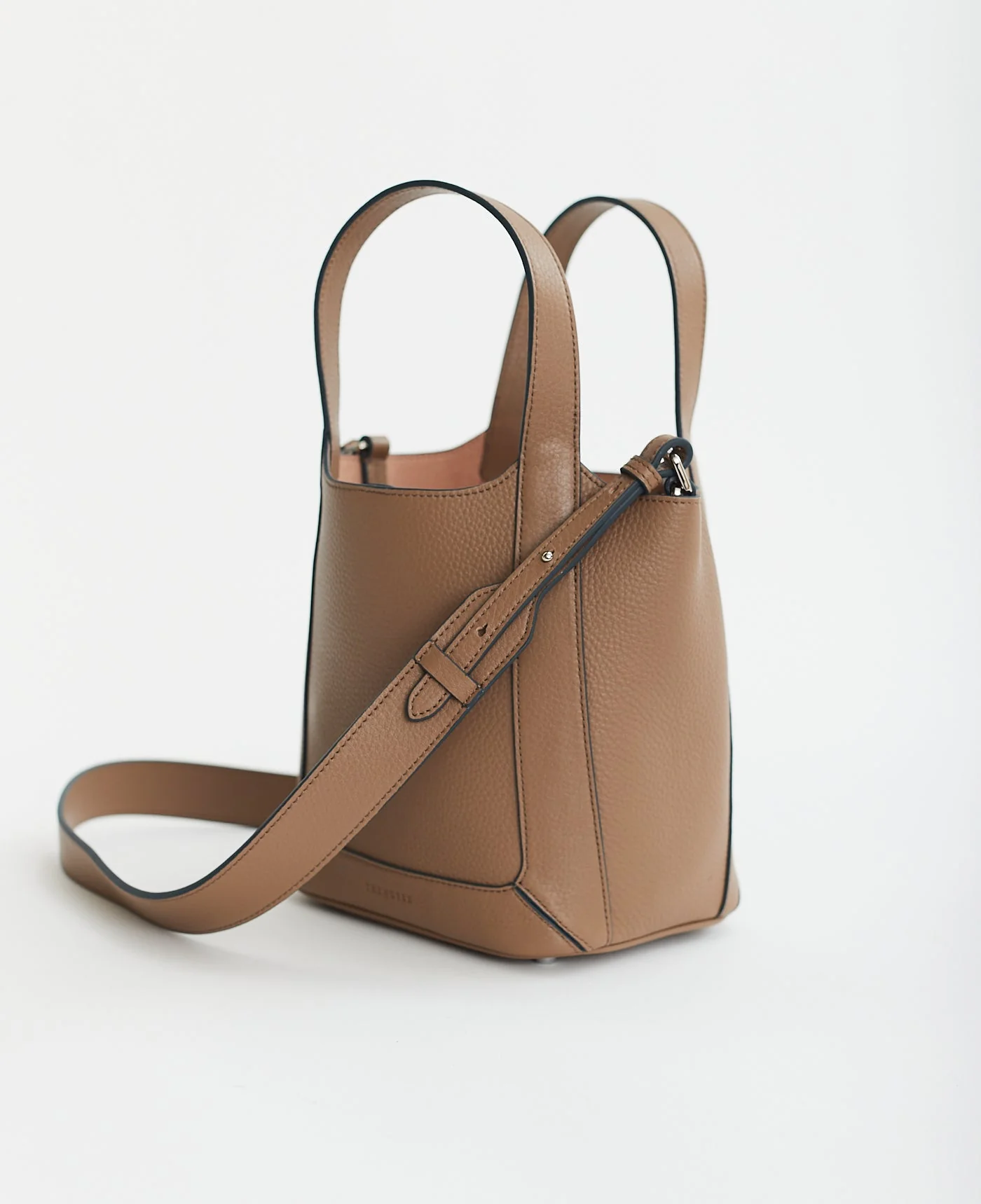 Alexie Tote: Taupe Pebbled Leather - Image 5