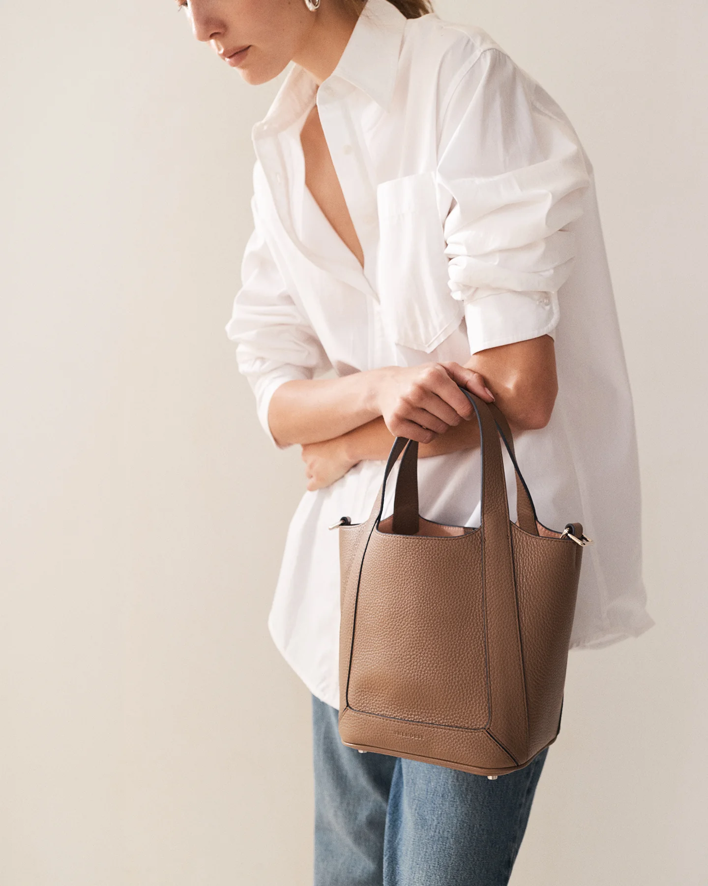 Alexie Tote: Taupe Pebbled Leather - Image 6