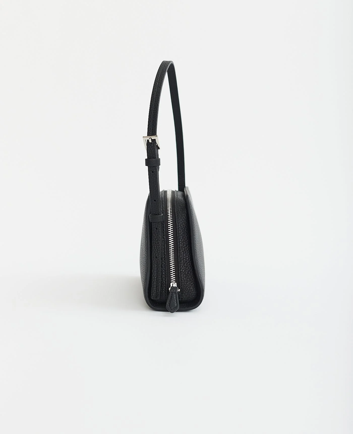 Clara Bag: Black - Image 6