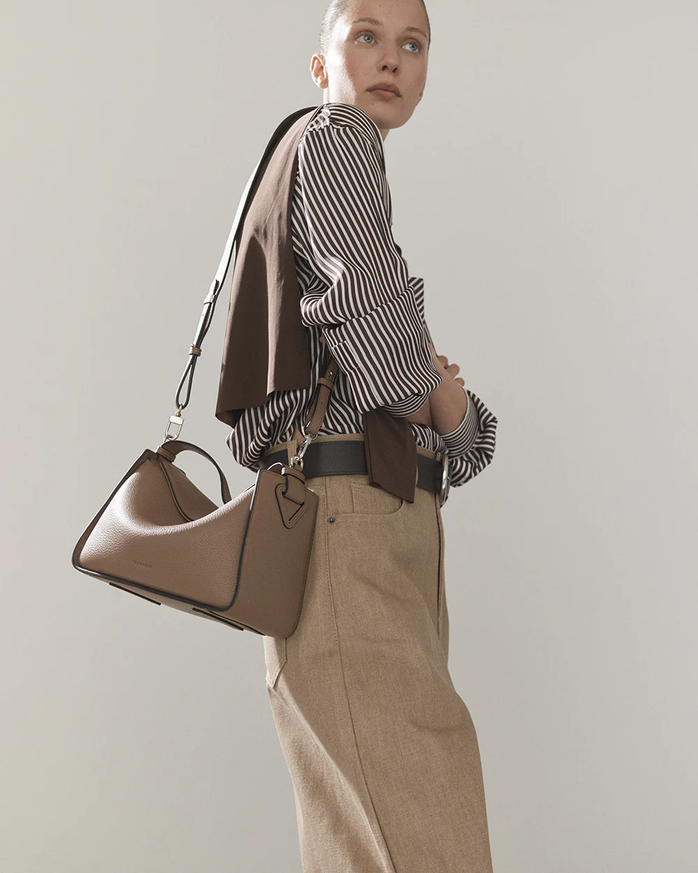Clementine Bag: Taupe Pebbled Leather - Image 4