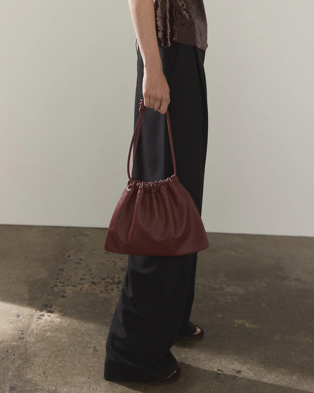 Fin Drawstring Bag: Cedar Red - Image 5