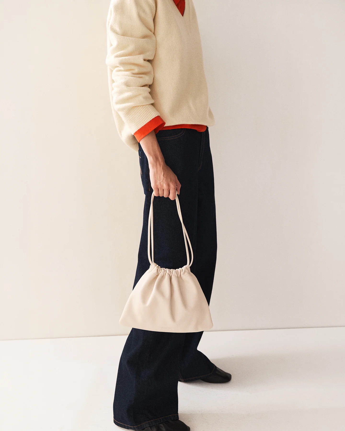 Fin Drawstring Bag: Oat - Image 5