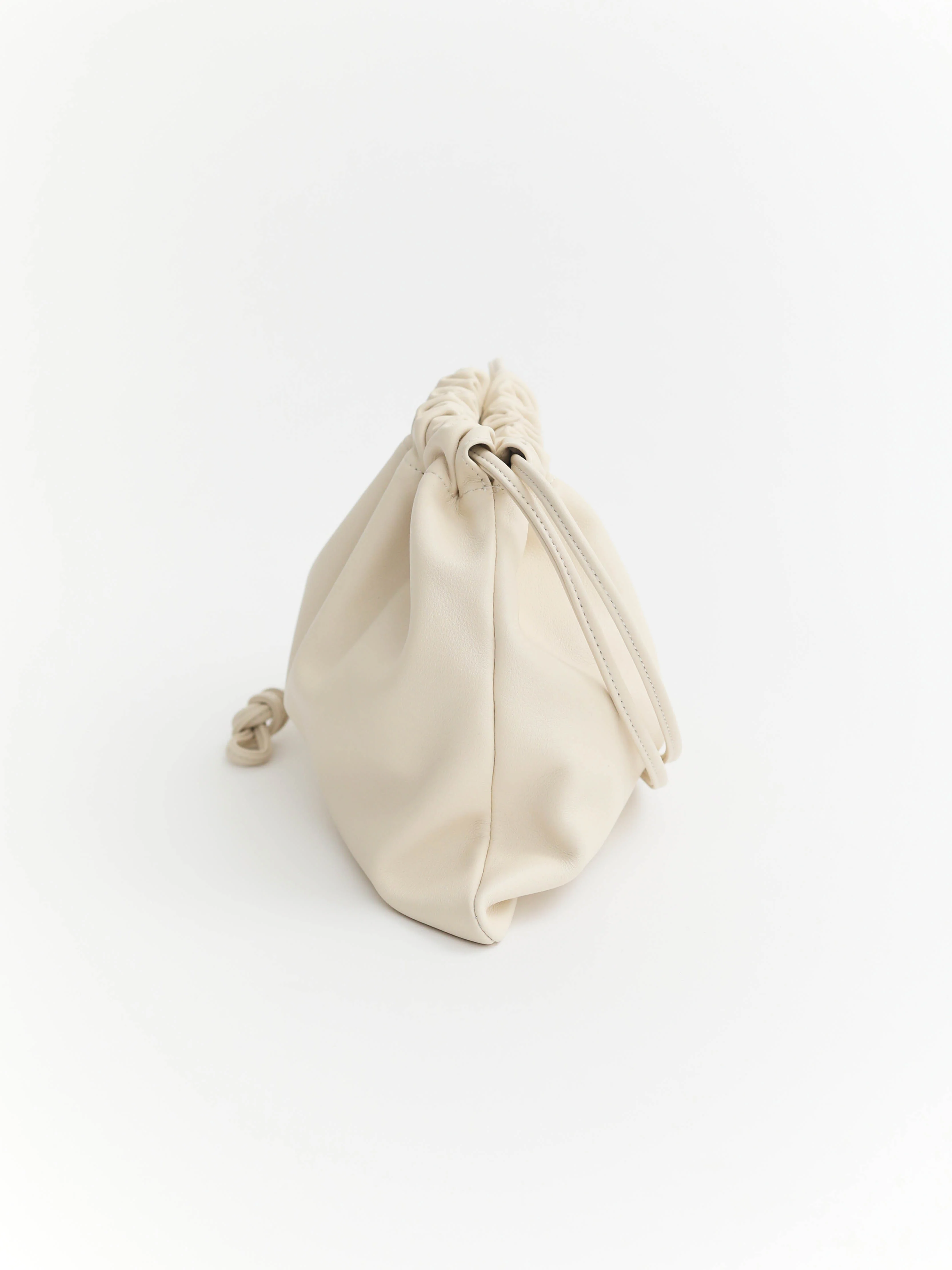 Fin Drawstring Bag: Oat - Image 6