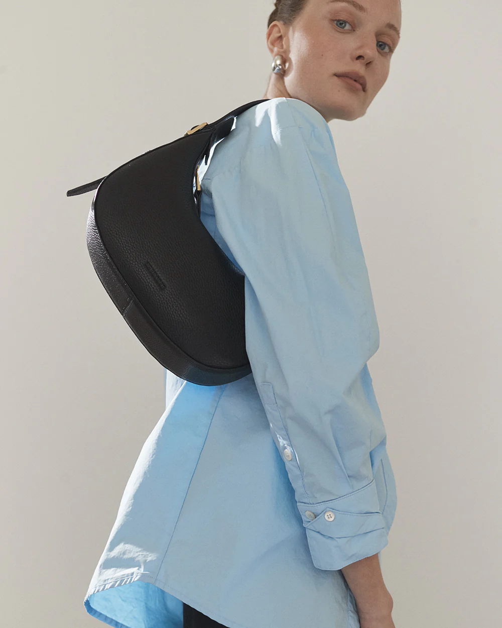 Friday Bag: Black with Gold - Image 5