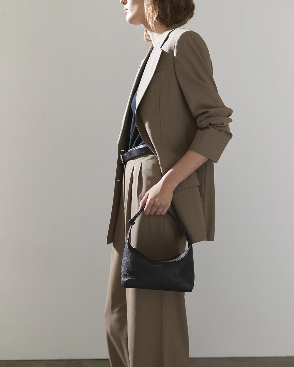 Harri Bag: Black Gold - Image 11