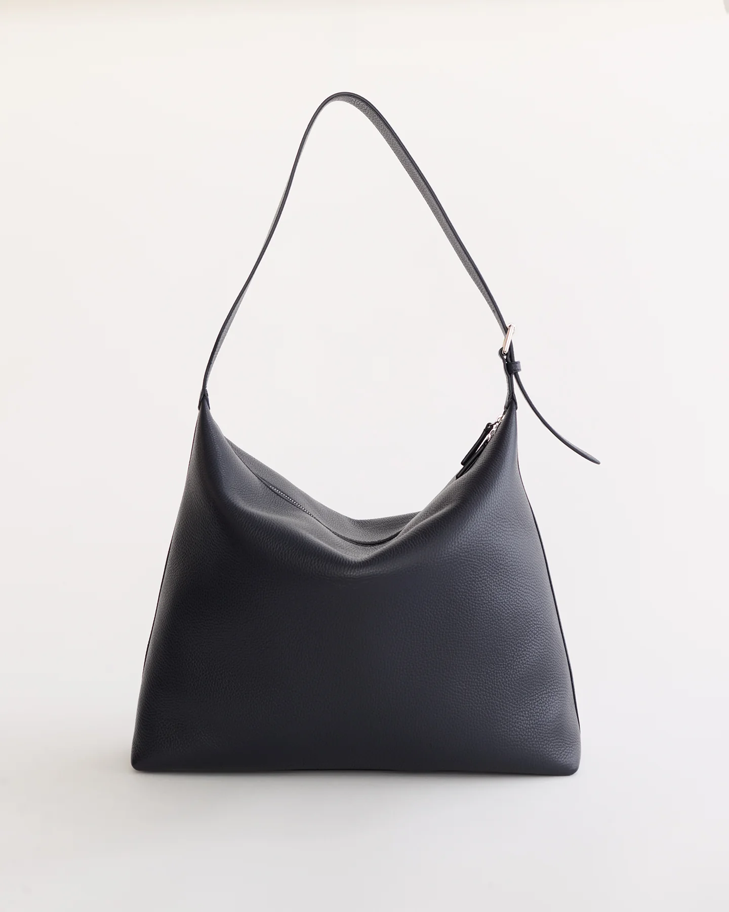 Large Daisy Bag: Navy - Image 5