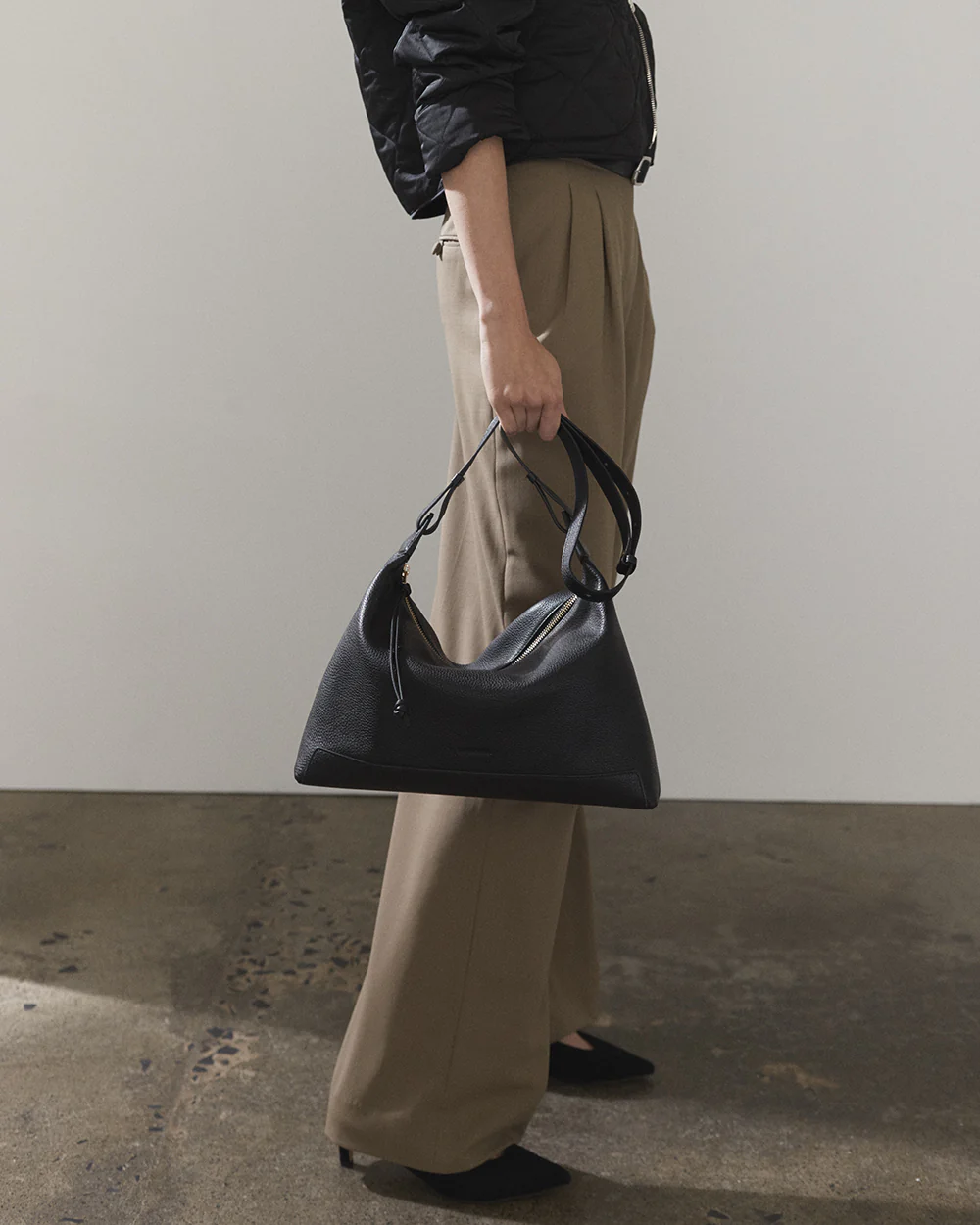 Lou Bag: Black Gold - Image 5