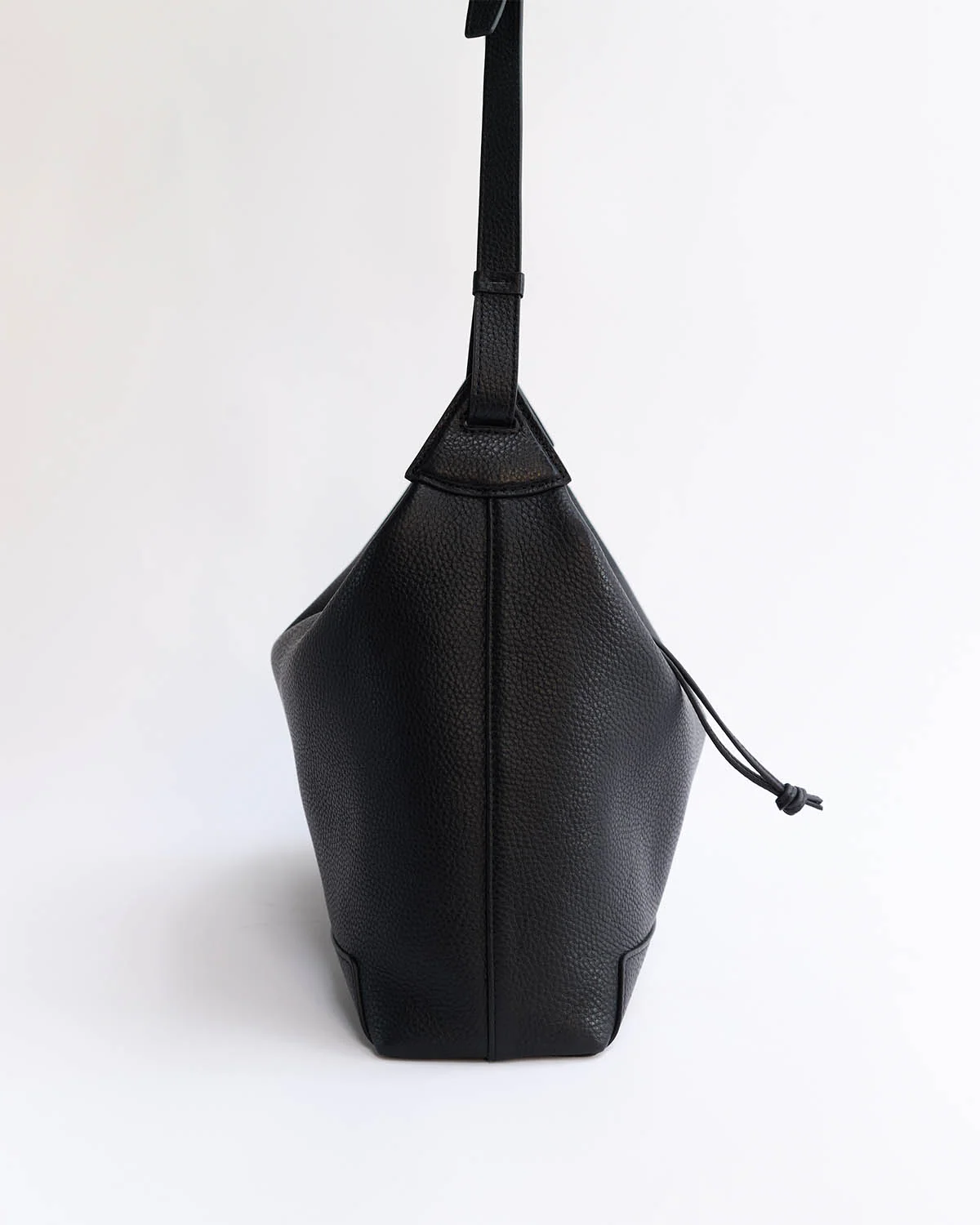 Lou Bag: Black Gold - Image 7