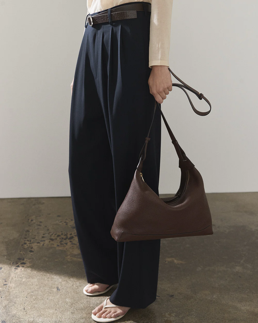 Lou Bag: Coffee Gold - Image 5