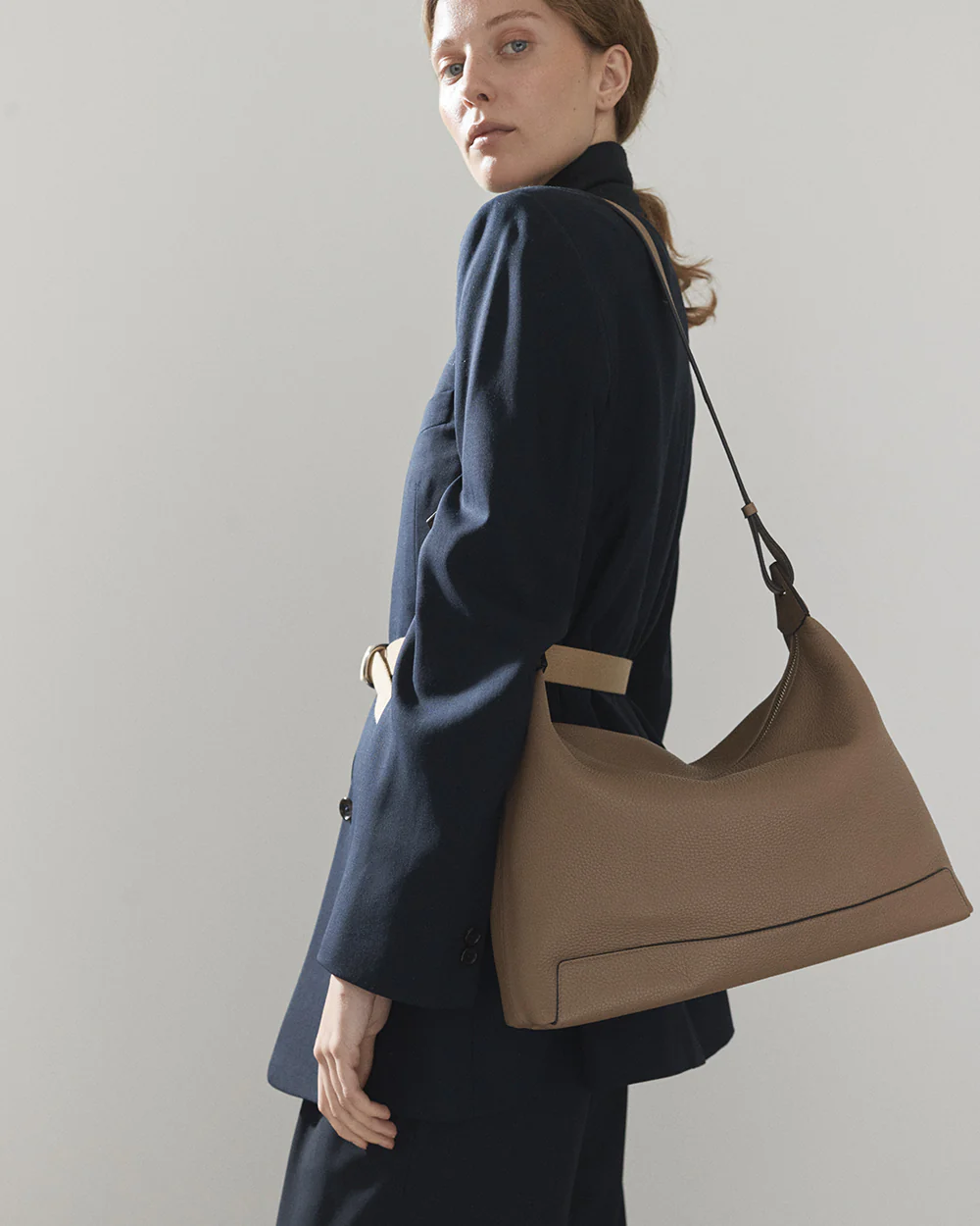 Lou Bag: Taupe - Image 7