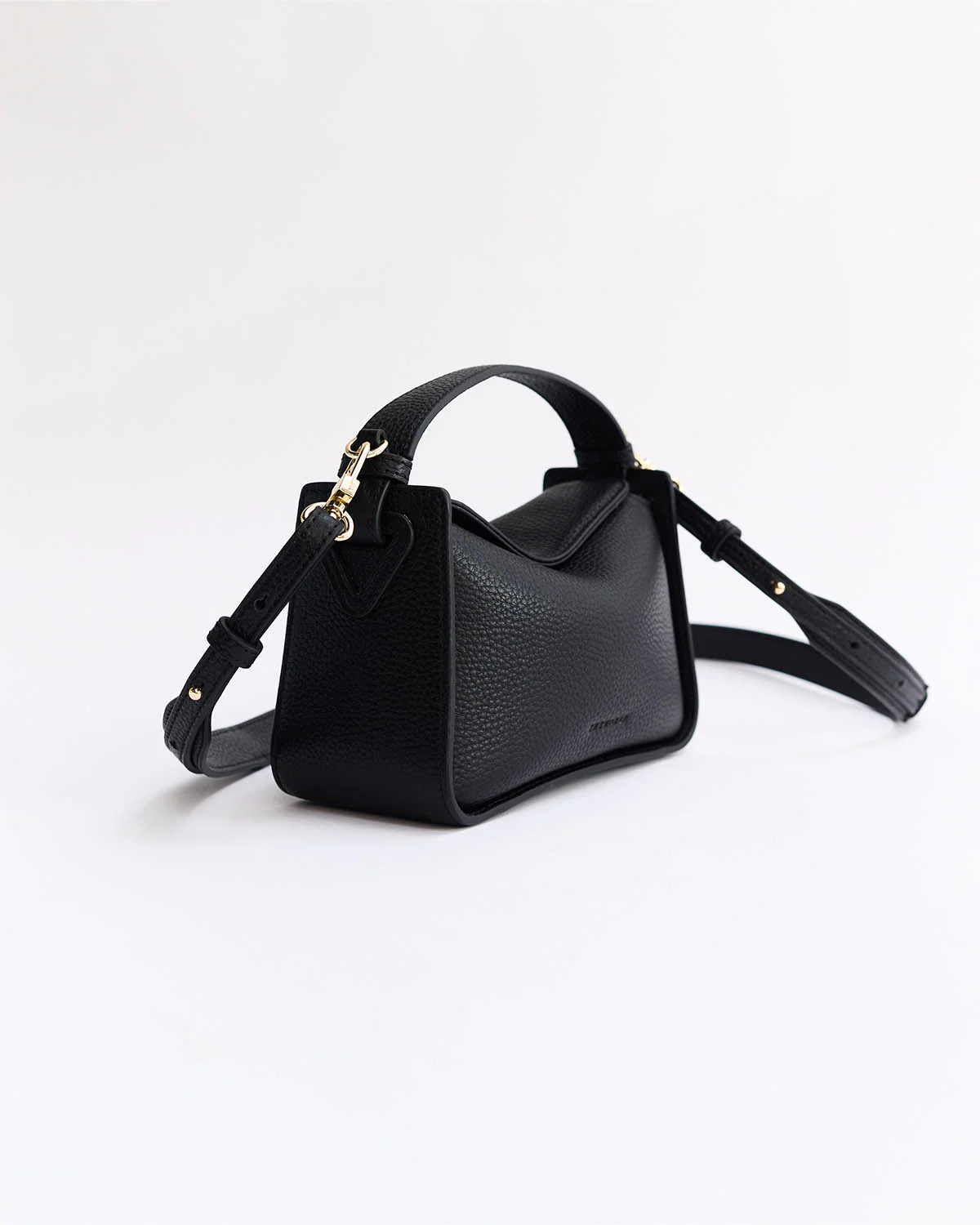 Mini Clementine: Black Gold - Image 2