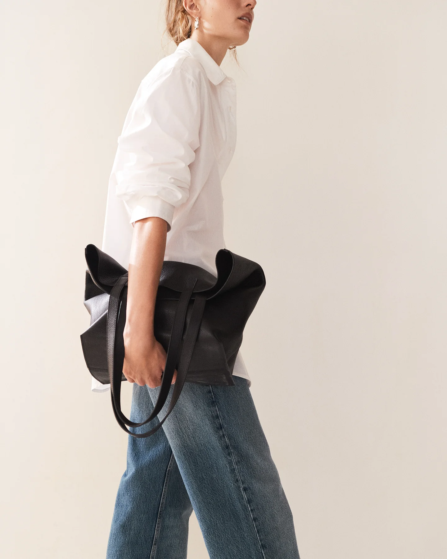 Rumi Tote: Black - Image 3