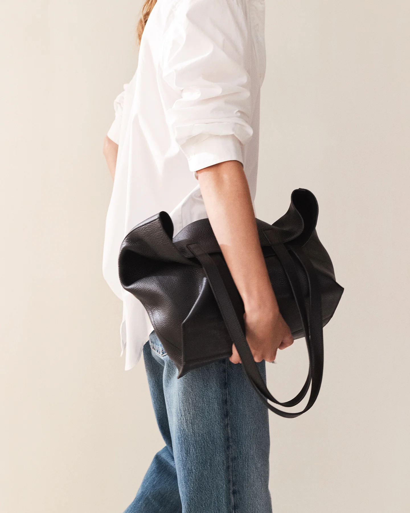 Rumi Tote: Black - Image 8