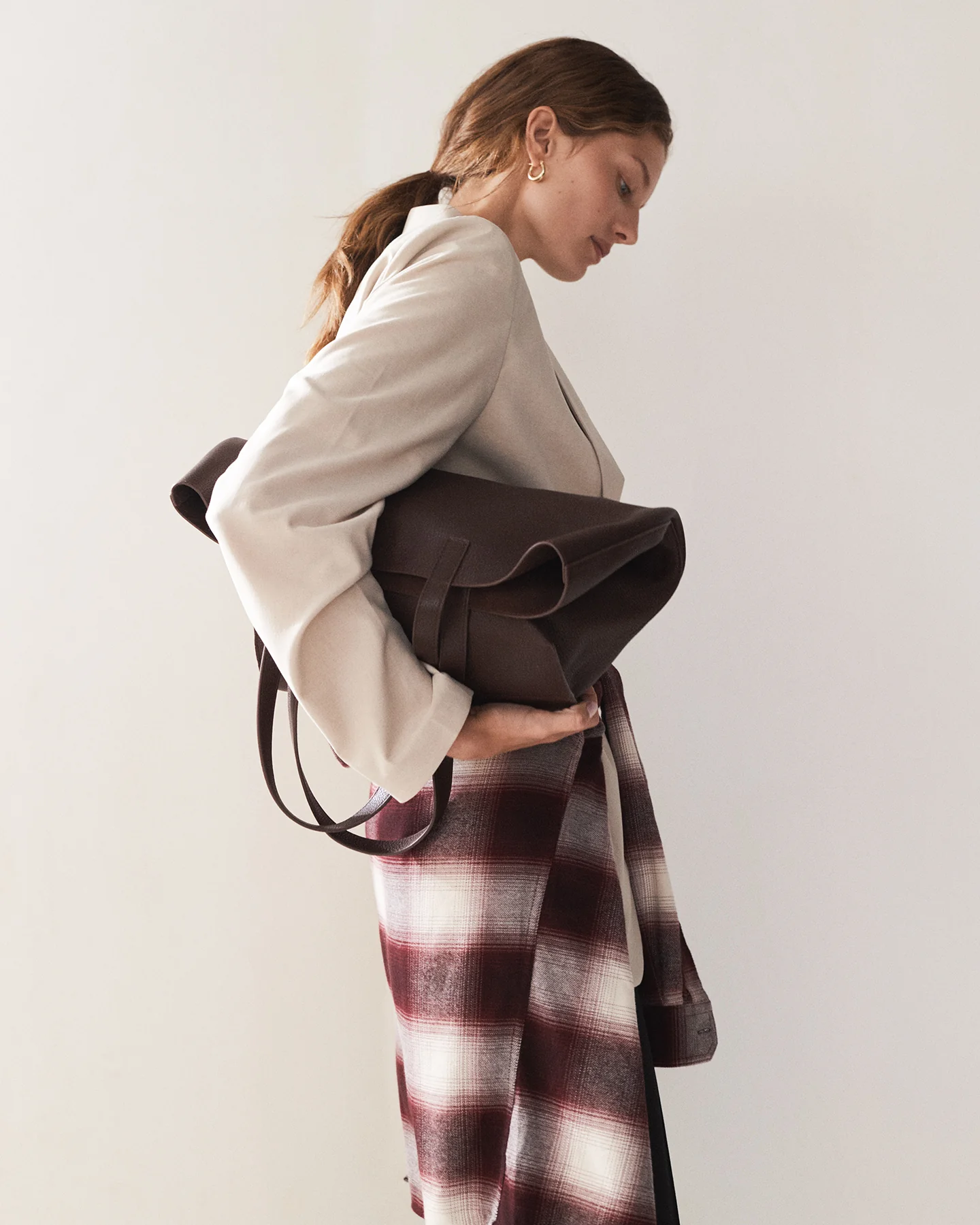 Rumi Tote: Coffee - Image 8