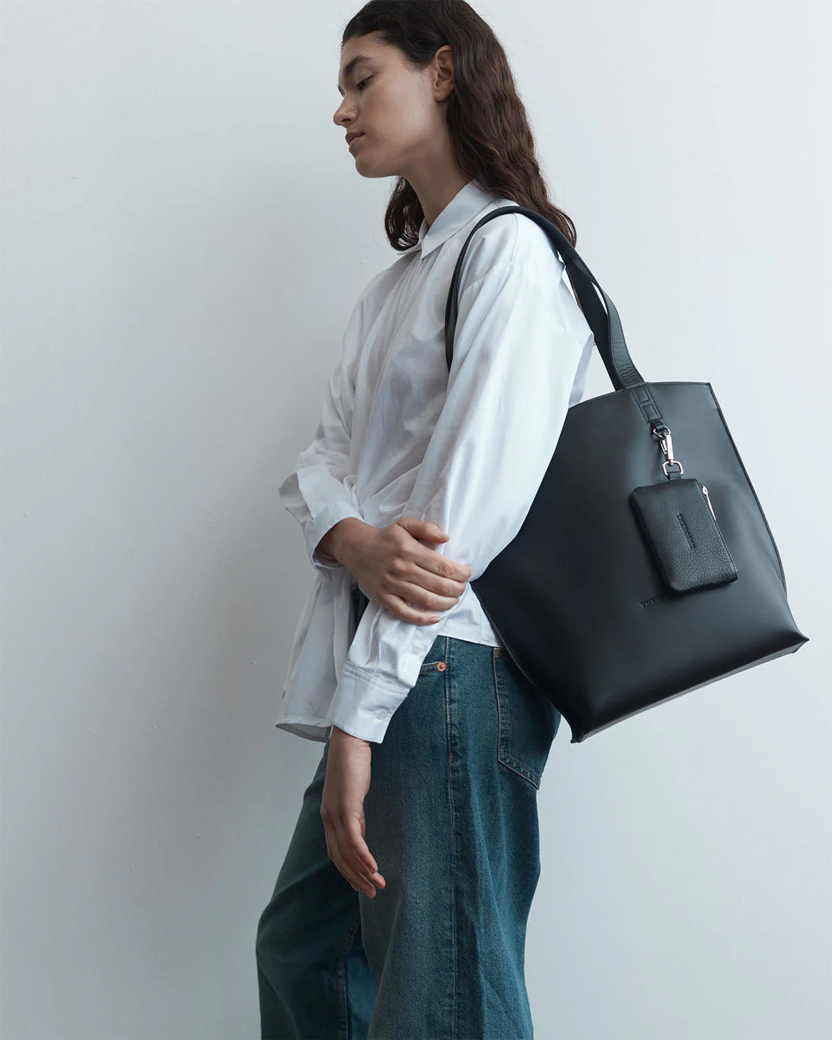 Florence Tote: Black - Image 11