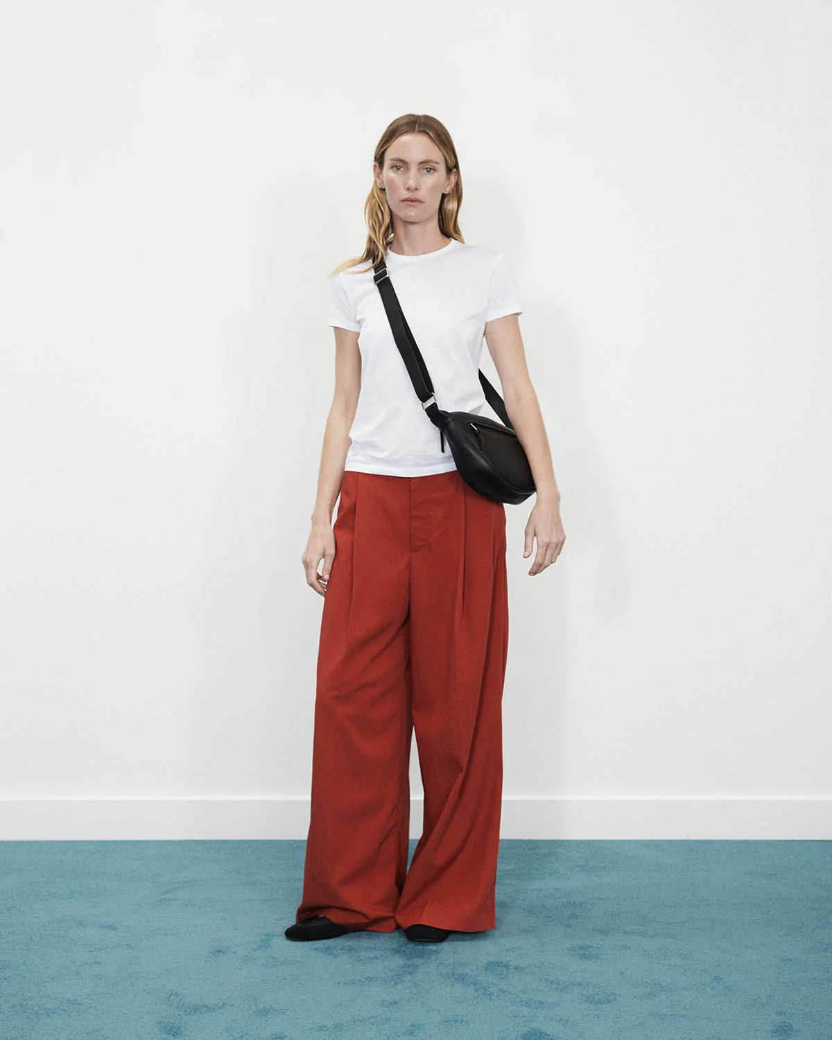 Sporty Crossbody: Black - Image 6