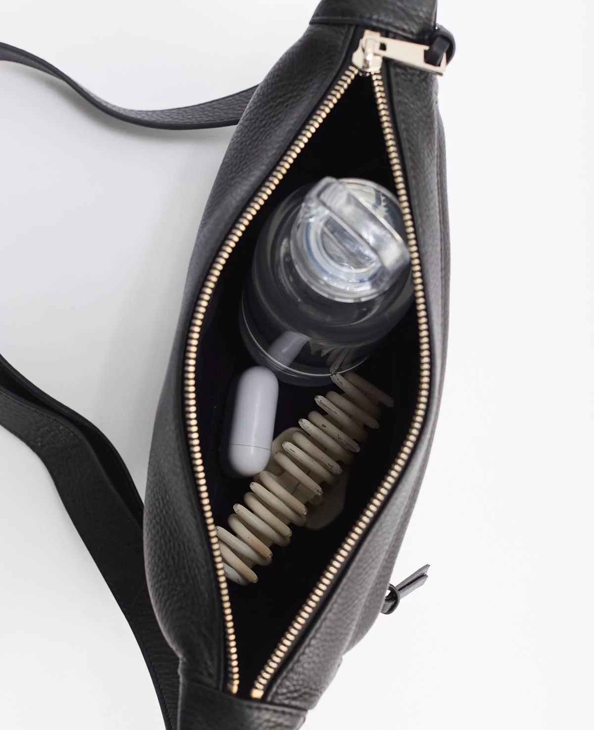 Sporty Crossbody: Black - Image 8